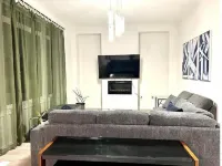 5 Beds Luxury Retreat at Wasaga Beach Hotels in Wasaga Beach