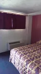 Airport Lodge - Motels