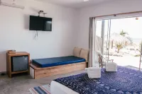 Baja Canoas Hotel Hotels in Contralmirante Villar Province