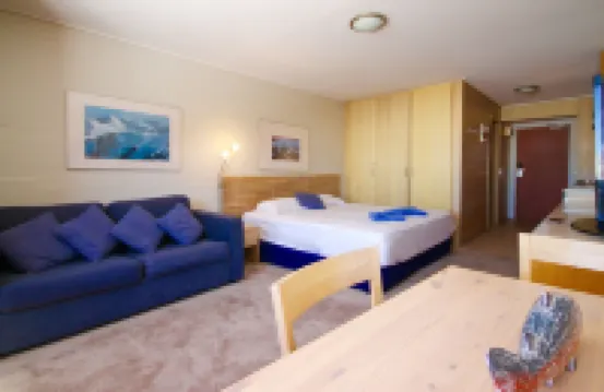 อัลเบิร์ก ฮอทแธม