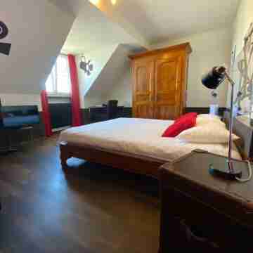 Hostellerie de Genève Rooms