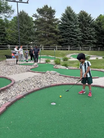 Dakota Inn Отели в г. Гурон