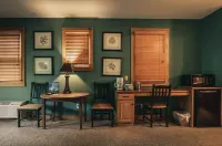Nantahala Village Отели в г. Стекоа