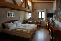 Hotel Schlossresidenz Heitzenhofen Hotels in Parsberg