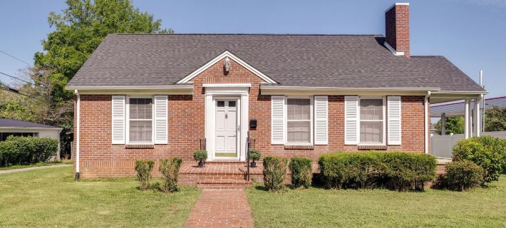 Charming Tullahoma Stay w/ Great Walkable Location Hotels in Coffee County