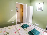 Rhif Deg Hotels in Brecon