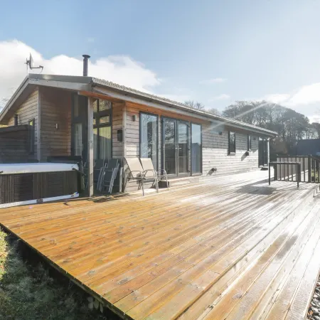 Tarn Lodge