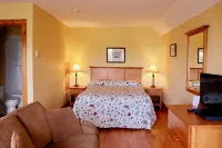 Shining Waters - Ingleside Cottages