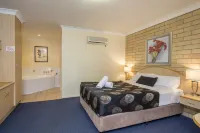 Cotswold Motor Inn Hotels in Cotswold Hills