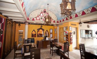 Hotel Casa Blanca