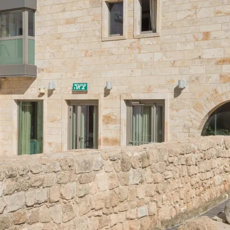 HI - Akko Knights Hostel