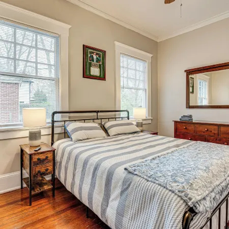 Private Patio! Charming Decatur Oakhurst Bungalow
