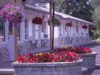 Deep River Motel Hotels in Deep River