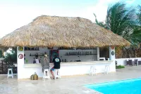 Nuovo Hotel Playa Catalina - С баром