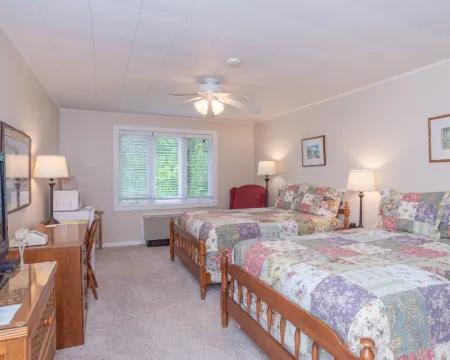 Wilder Inn Hotels in Sister Bay