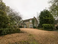 The Old Barn Hotels in Mayfield