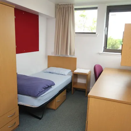 Perth Youth Hostel and Apartments