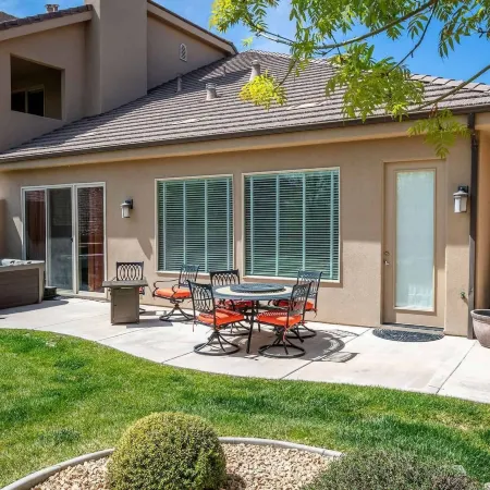 Red Cliffs Townhouse