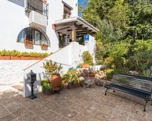 Hostal El Escudo de Mijas Hotels in Mijas