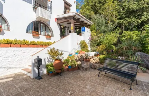 薩爾瓦多埃斯庫多米哈斯旅舍