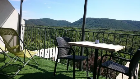 Au Relais Provencal Отели в г. Лез Адре-де-Л'Эстерель