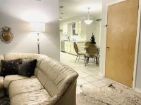 Warm welcoming stay Hotels in Mandeville