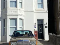 The Beach House Luxury Rooms Weston Super Mare Hotels in Weston-Super-Mare
