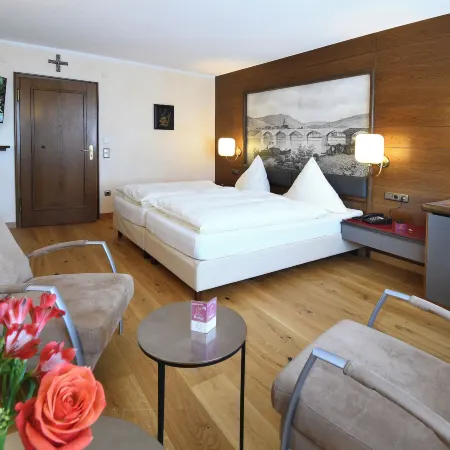 Hotel & Weinhaus Anker