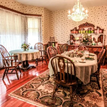 Hollerstown Hill Bed and Breakfast