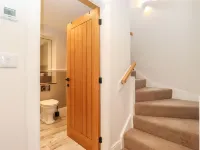 Adas Hideaway