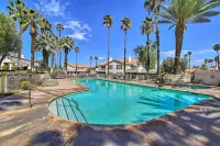 Pool Access Newly Renovated Palm Desert Condo - 스파