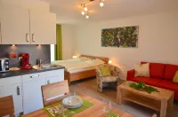 Burg Blens Hotels in Heimbach