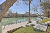 3 Mi to Dtwn! Riverfront Seguin Home w/ Sunroom - 3-Star