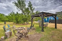 Pottsboro Home w/ Fire Pit < 1 Mi to Lake Texoma! - 3-Star