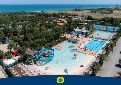 Club Del Sole La Risacca Family Collection Hotel in zona Centro Commerciale Le Ancore