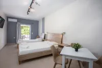 Saltriver Rooms Hotels near Stroggaki (Mountain Peak)