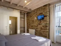 Pensión Domus Gallery Hotels in Arzua