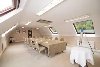 Regency Park Hotel, Health Club & Spa Hotels in Newbury