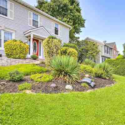 Bel Air Apartment w/ Pool ~ 2 Mi to Main St Others