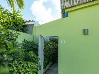 La Esmeralda PR Hotels near Museum of Contemporary Art