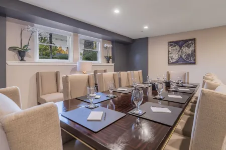 The George - Luxury Boutique Inn