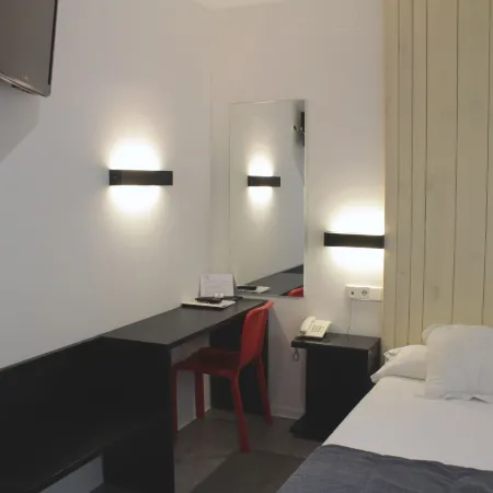 Hotel Lois