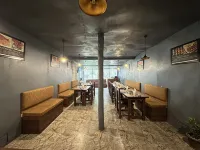 The Iceland Hotel Srinagar - Pensions