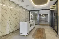 Ellipse Waterfall 31015