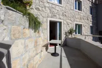 Hotel Villa Dvor Hotels in Omis