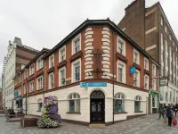 CiTi Hotel London Luton By Belvilla Hotels in Luton