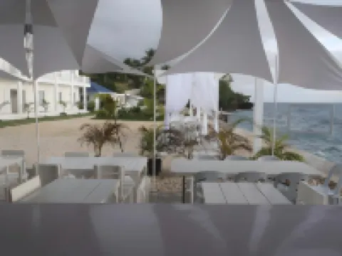 シーサイド リゾート オスロブ オスロブのホテル