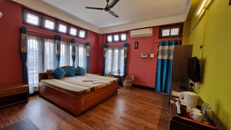 Eagle Nest Home Stay