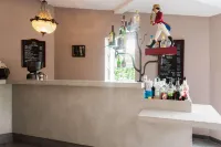 The Originals Boutique Hôtel la Grange Niort - bar