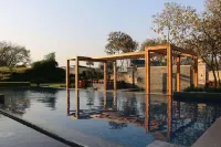 Ramada by Wyndham Varanasi Katesar - Rooftop Pools